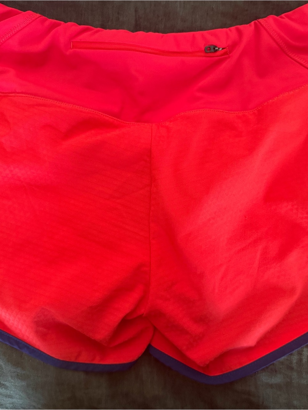 Oiselle Roga Red - Picture 2 of 5